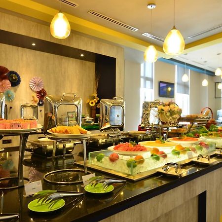 Ibis Styles Kuala Lumpur Sri Damansara Hotel Petaling Dzsaja Kültér fotó