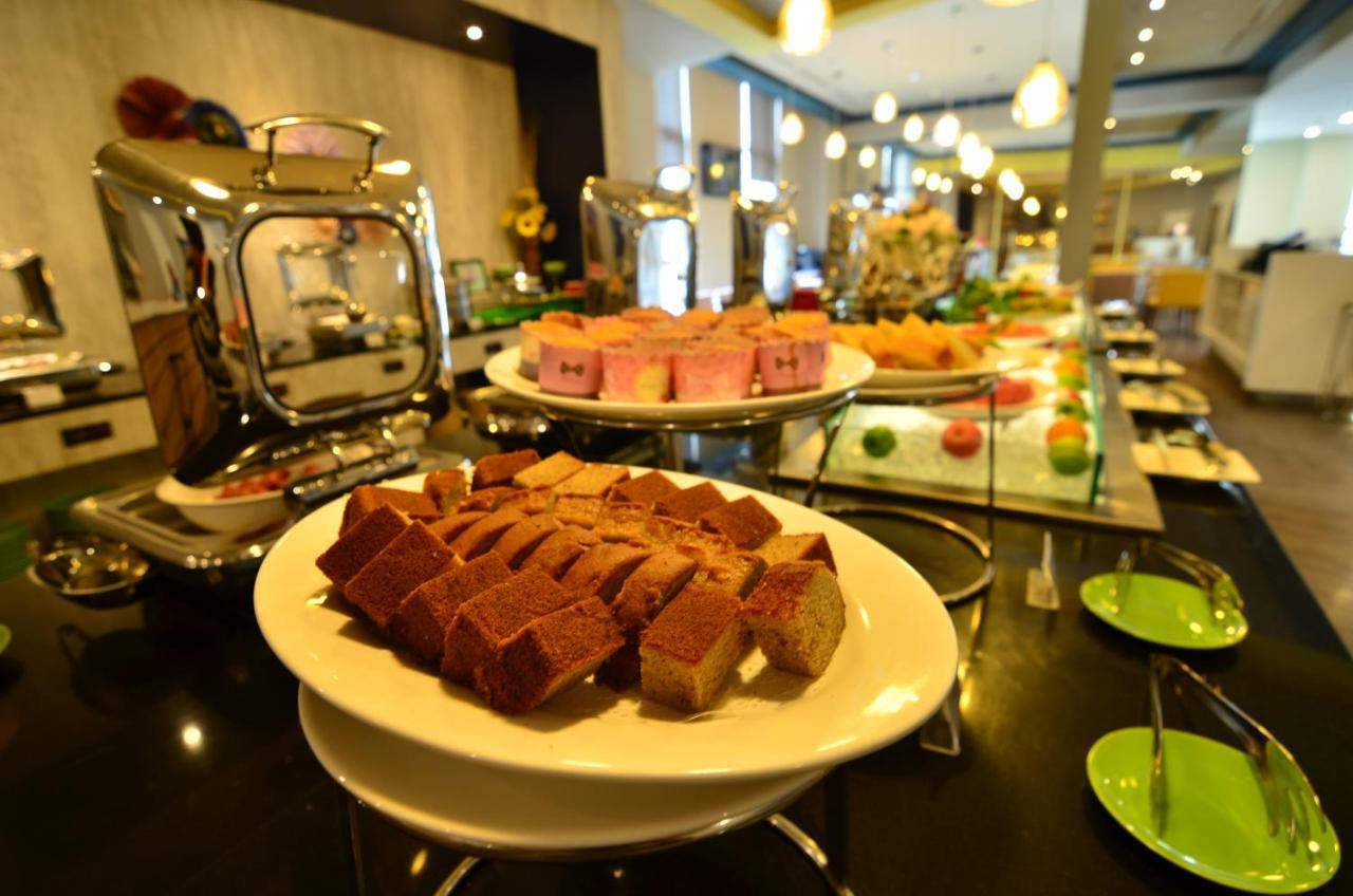 Ibis Styles Kuala Lumpur Sri Damansara Hotel Petaling Dzsaja Kültér fotó