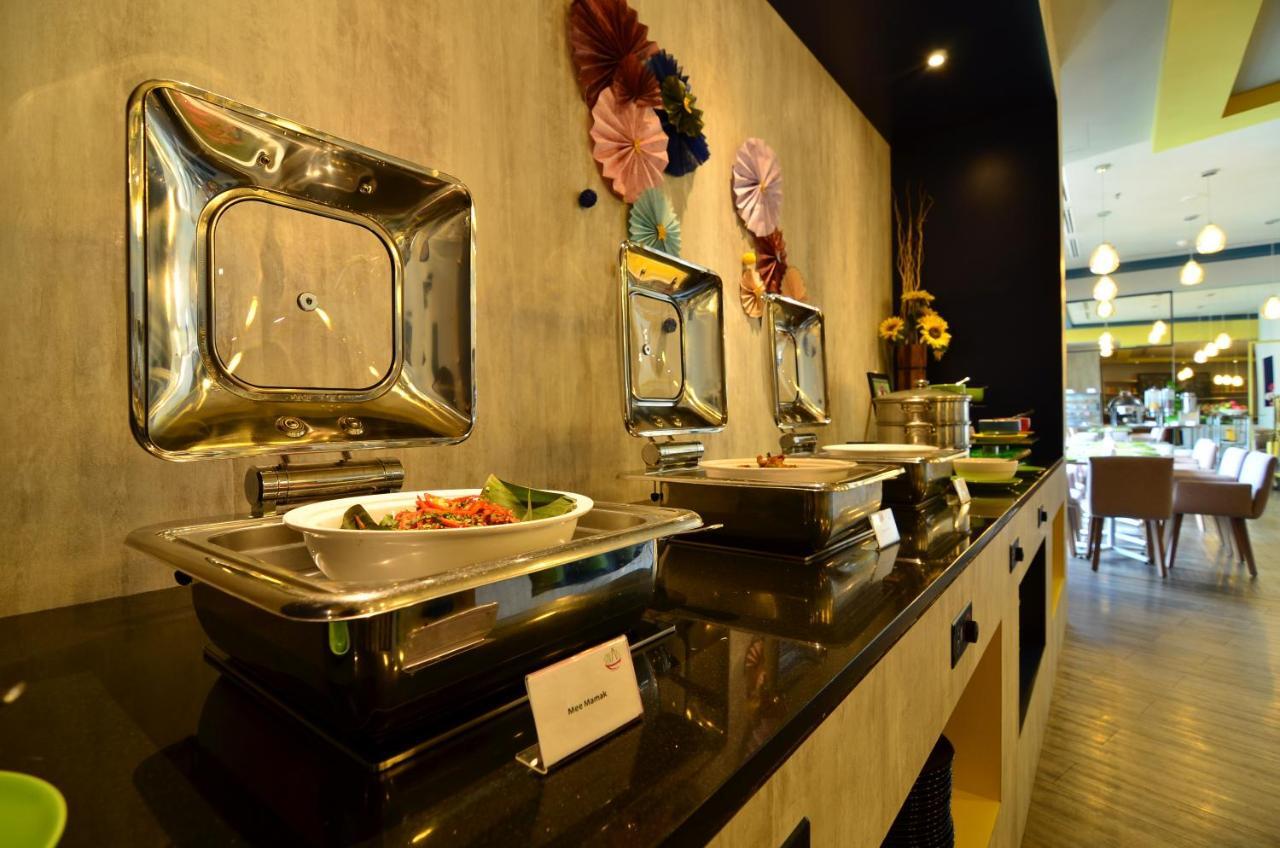 Ibis Styles Kuala Lumpur Sri Damansara Hotel Petaling Dzsaja Kültér fotó